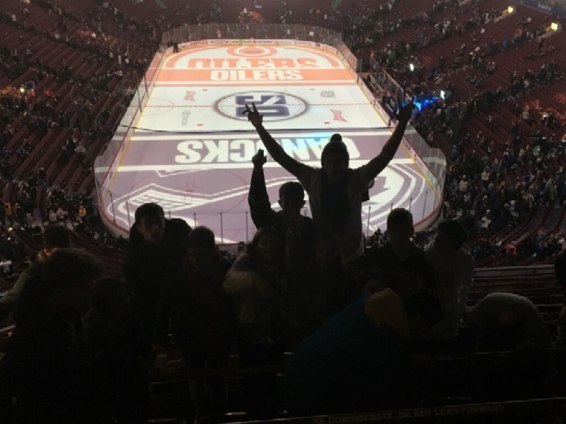 Vancouver-Hockey-Fans-1024x768.jpg